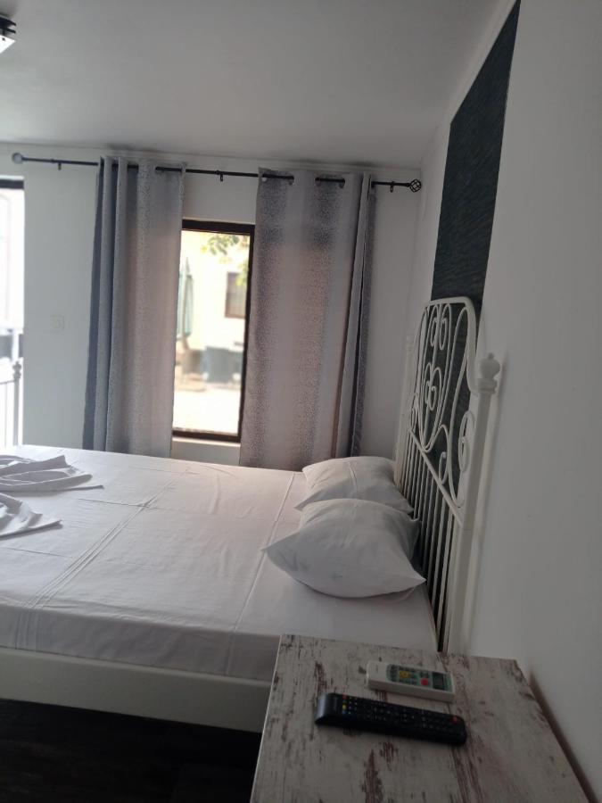 Casa Marronne Hotell Costinesti Eksteriør bilde